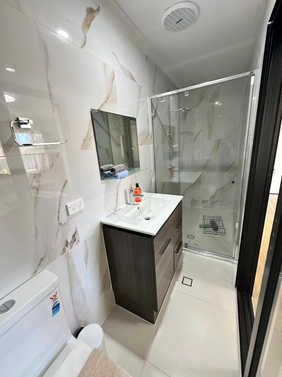 3br Cozy Sunnybank Hills Apartment